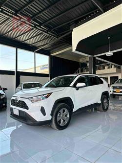 تۆیۆتا ڕاڤ 4